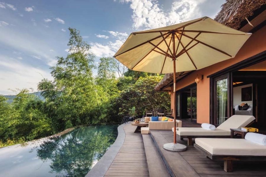 Avana Retreat Resort có bể bơi vô cực tại một số phòng